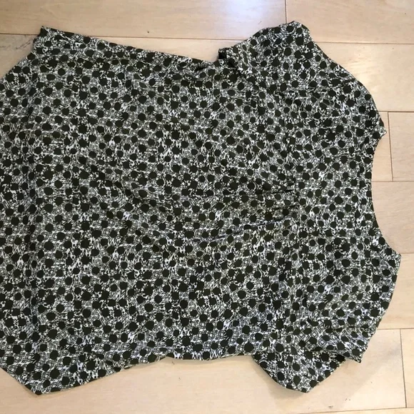 Brown & cream patterned hi-low SS tunic, L, Christopher & Banks - Picture 6 of 12